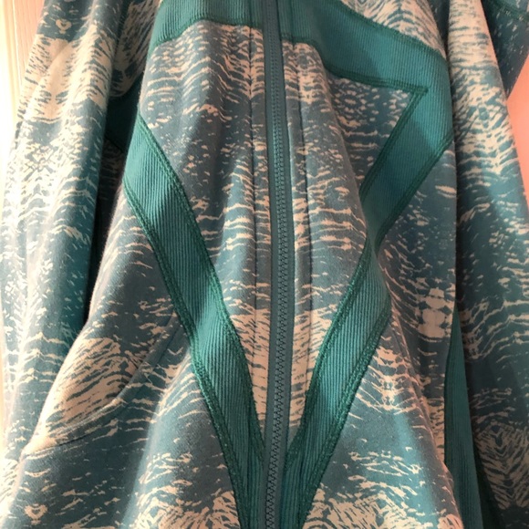 Ivivva by Lululemon Turquoise Scuba Zip Up Hoodie - Picture 3 of 13